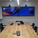 Installation d'écran muni d'une solution de vidéoconférence Yealink sur IP
